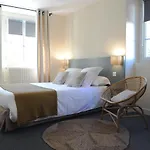 Logis Du Chêne Hotel