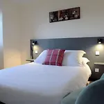 Hotel Logis Du Chêne 2*