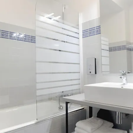 Logis Du Chene 2* Itxassou