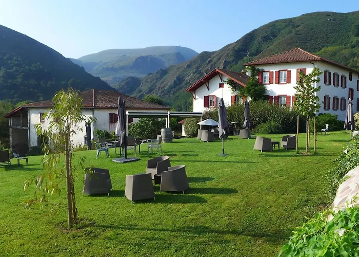 Logis Du Chene Hotel 2*