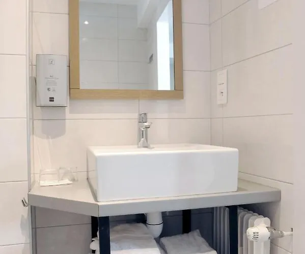 Отель Logis Du Chene