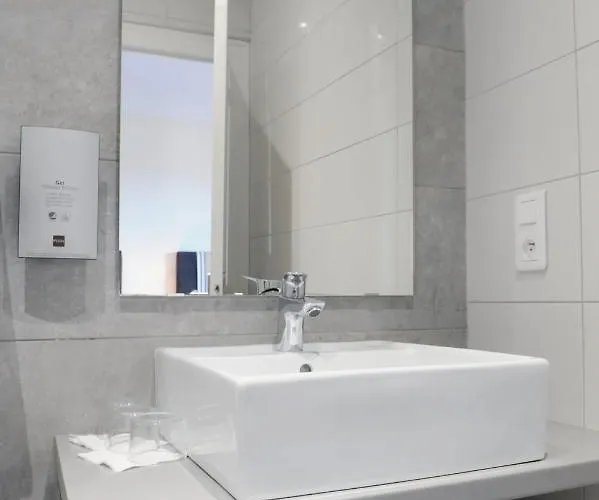 Logis Du Chene Hotel