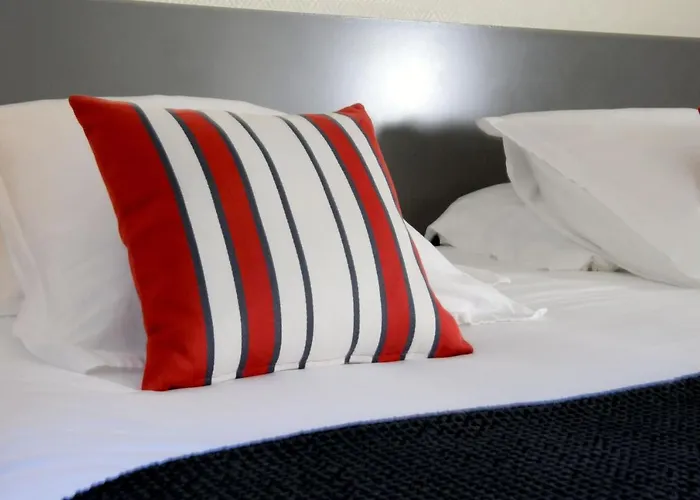 Logis Du Chene Отель