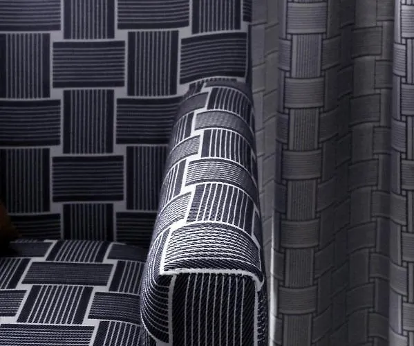 Logis Du Chene Отель