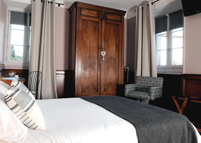 Hotel Logis Du Chene Itxassou